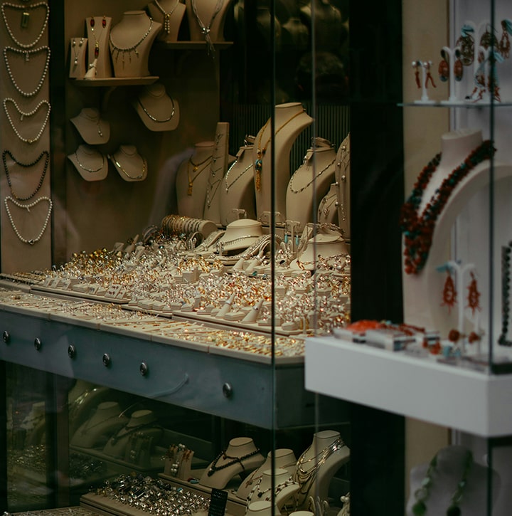 store-4